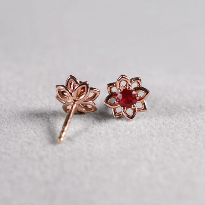 Ruby♥୨୧˙˳⋆﻿　　0118 Azlee Rich Small Ruby Studs - Earrings - Broken English