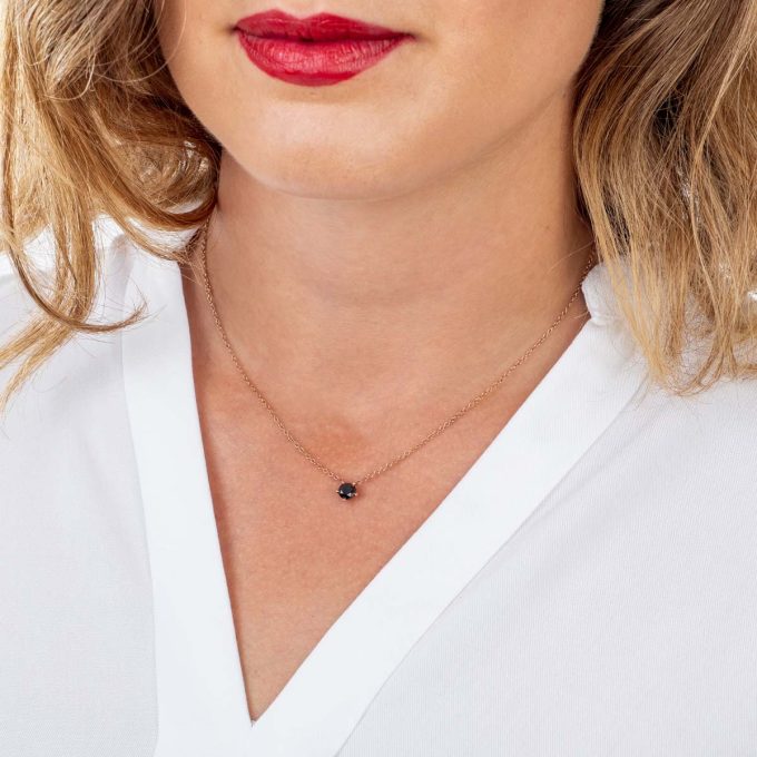 Black_diamond_solitaire_necklace_on_model