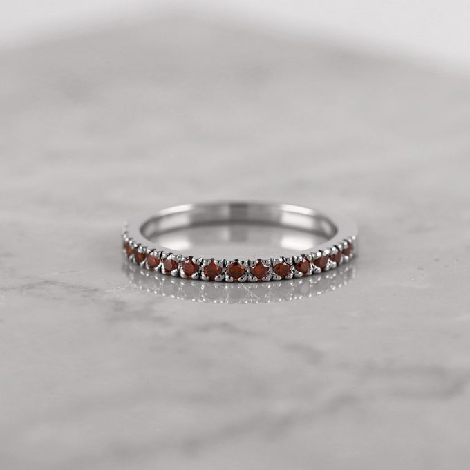 Cognac_diamond_half_eternity_ring_detail