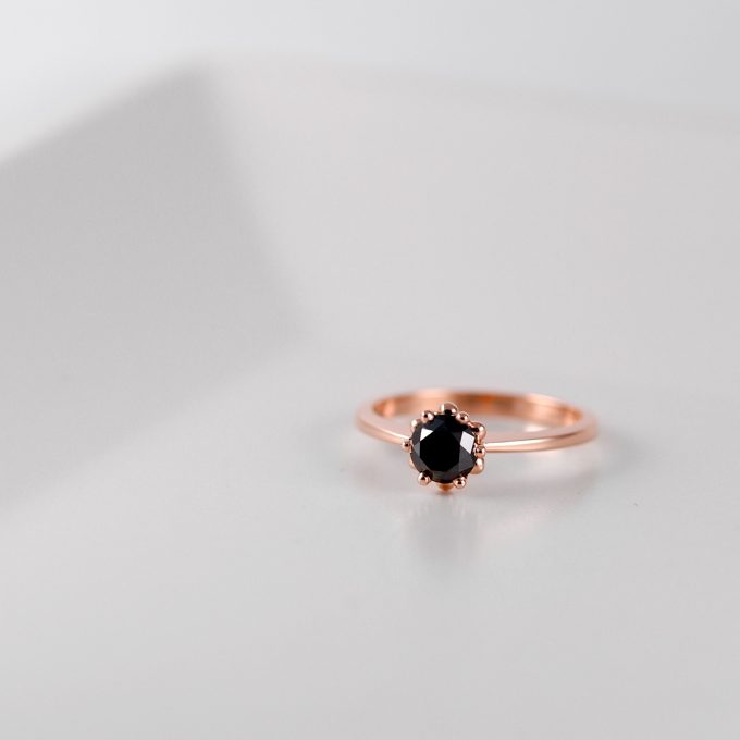 Bubbles_black_diamond_engagement_ring_details