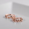 Leafy_ring_with_single_flush_diamond_detail
