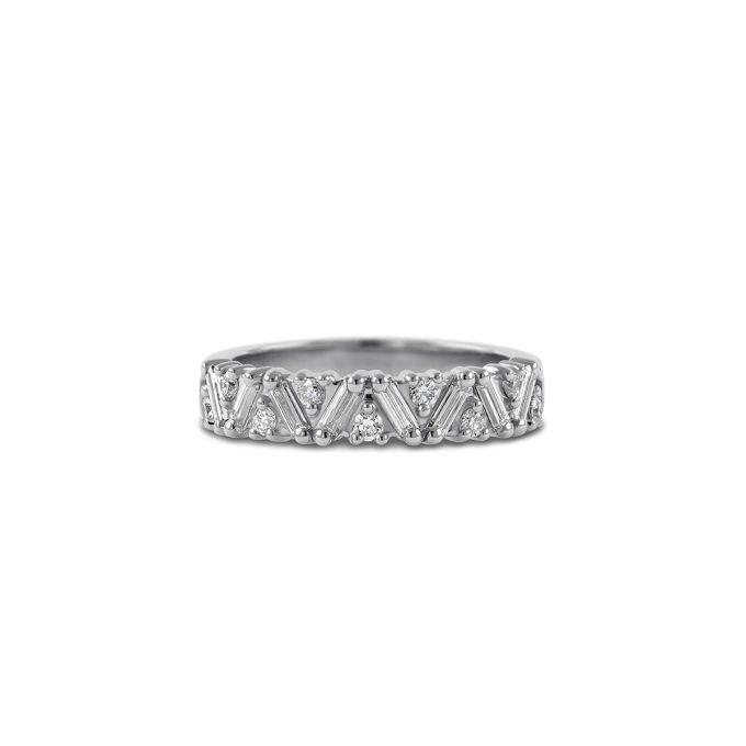 Scattered_diamond_ring_baguette_round_white_gold
