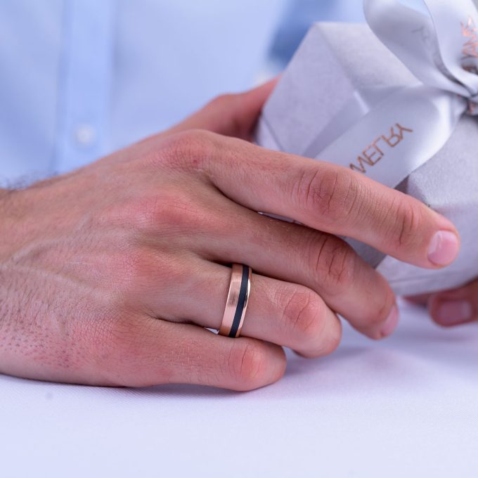 Brushed_Carbon_wedding_ring_on_hand