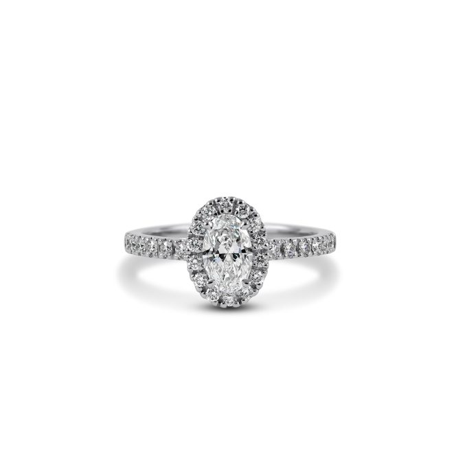 Diamantni_zarocni_prstan_oval_halo_belo_zlato Oval_Diamond_halo_Engagement_ring_white_gold