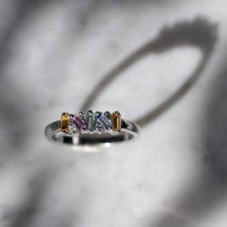 Pastel_sapphire_and_diamond_ring_detail
