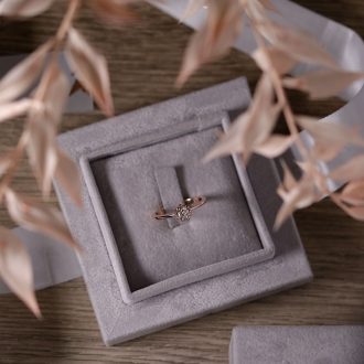 Diamond_Bubbles_engagement_ring_details