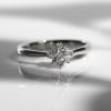 Diamond_engagement_ring_snowflake_mini_detail
