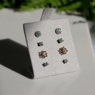Diamond_earrings_solitaire_detail