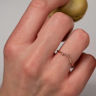 Nature_inspired_diamond_stacking_ring_on_hand
