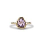 One_of_a_kind_fancy_pink_sapphire_ring_yellow_gold