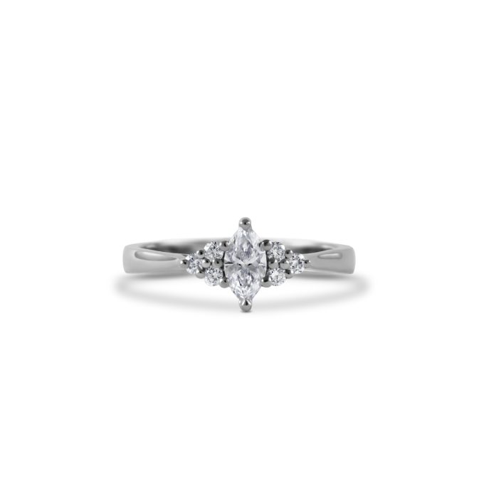 Marquise_diamond_engagement_ring_white_gold
