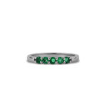 Five_emerald_ring_white_gold